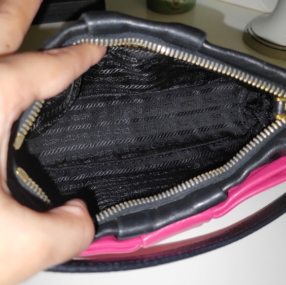 Prada Ribbon bag 🎀 - Picture 4 of 16